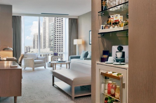 Trump International Hotel & Tower Chicago image 12