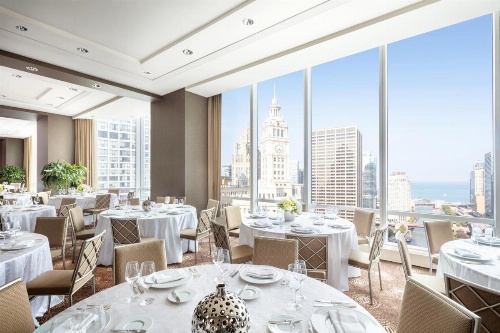 Trump International Hotel & Tower Chicago image 16