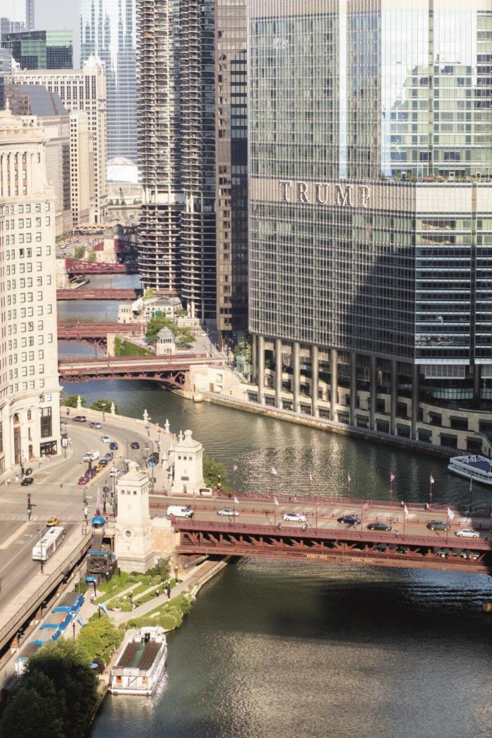 Trump International Hotel & Tower Chicago Image 17