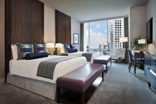 Trump International Hotel & Tower Chicago image 6